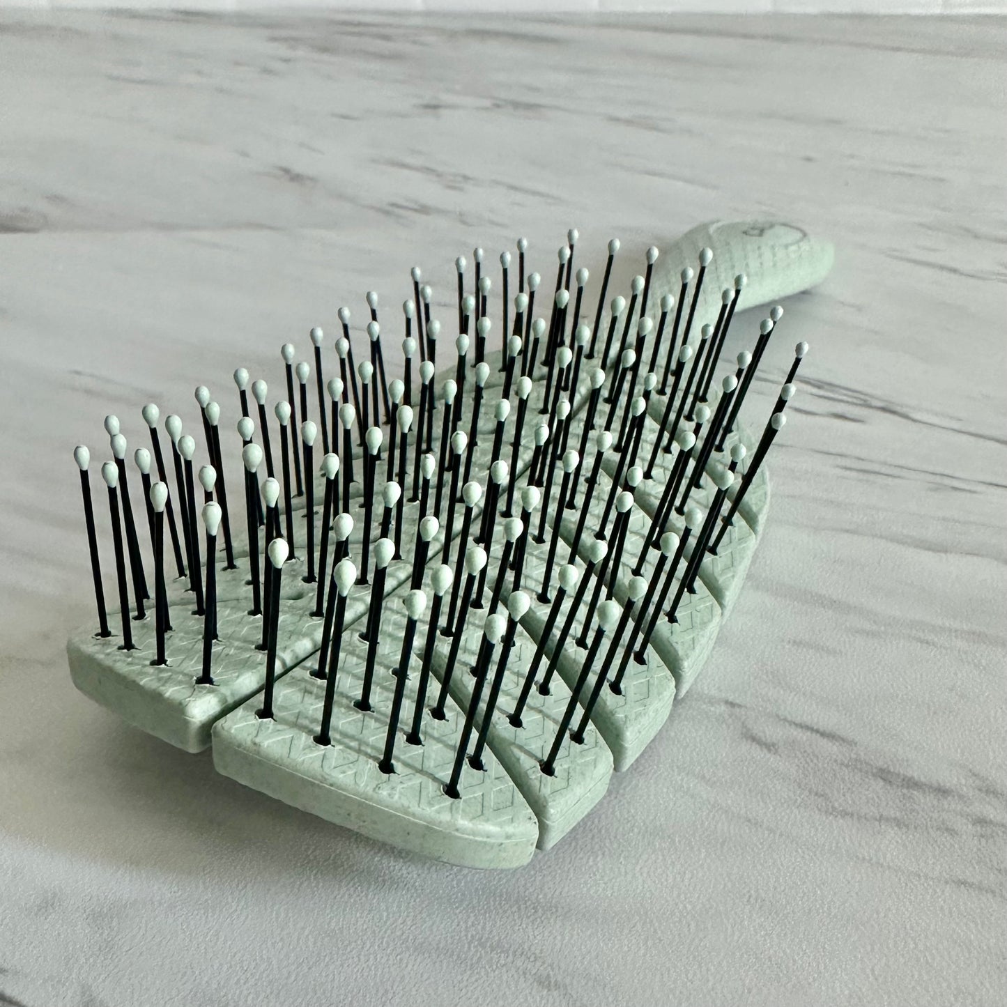 NEW- Eco Wet Brush
