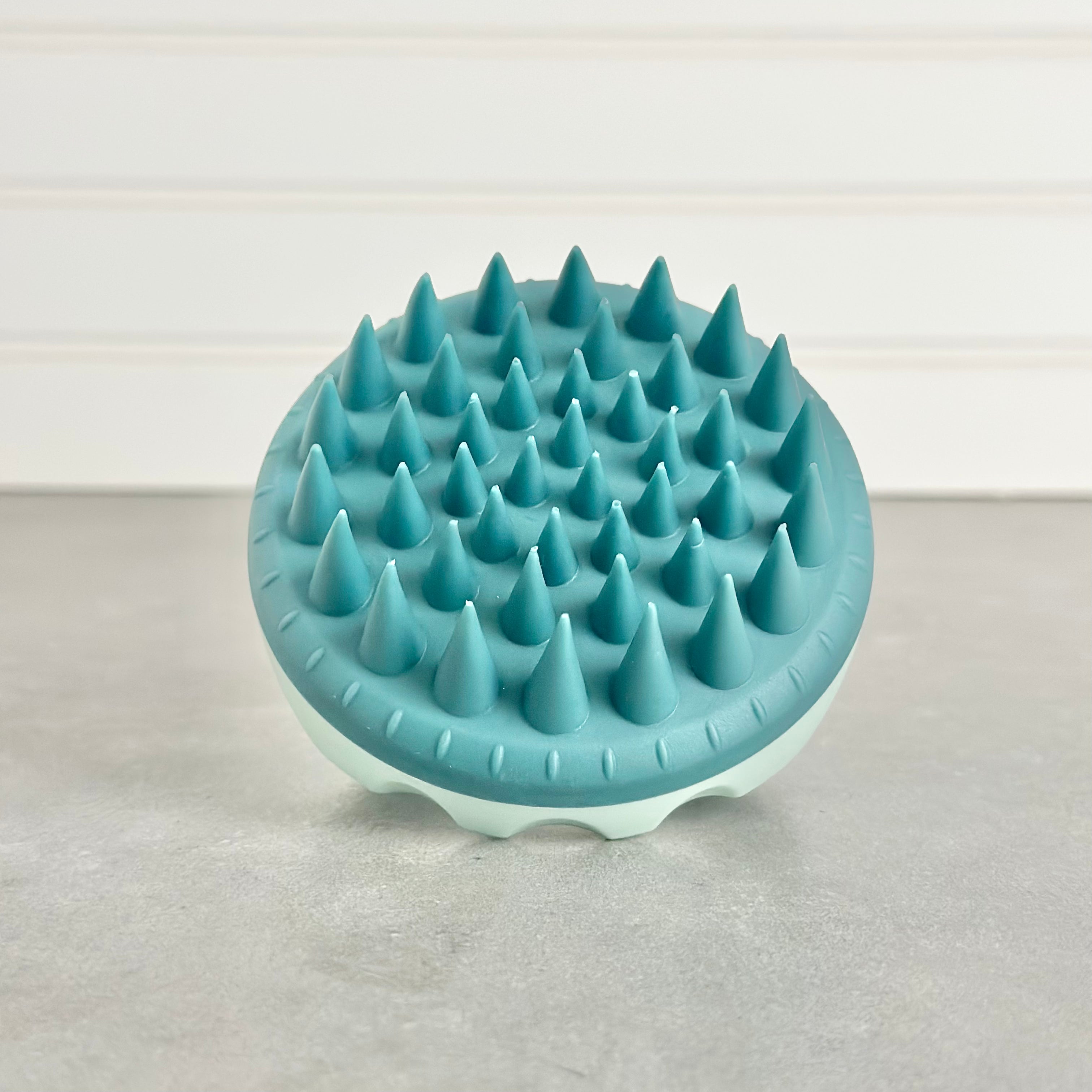 NEW- Shampoo Massage Brush